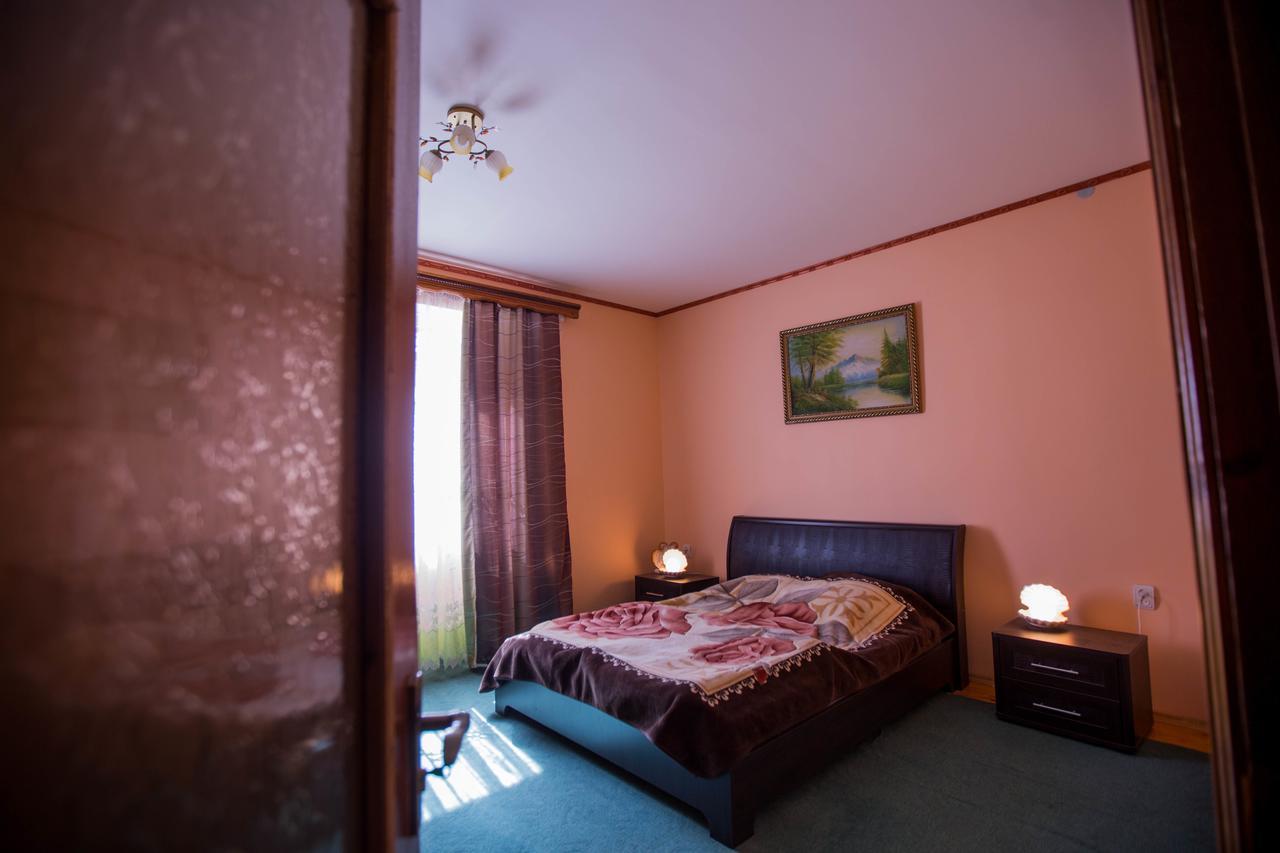 Guest House In Drachino Svalyava Extérieur photo